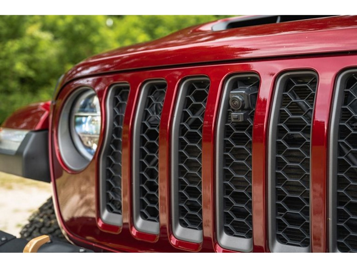 Mopar Honeycomb Grille Insert Kit For Models With Front Trail