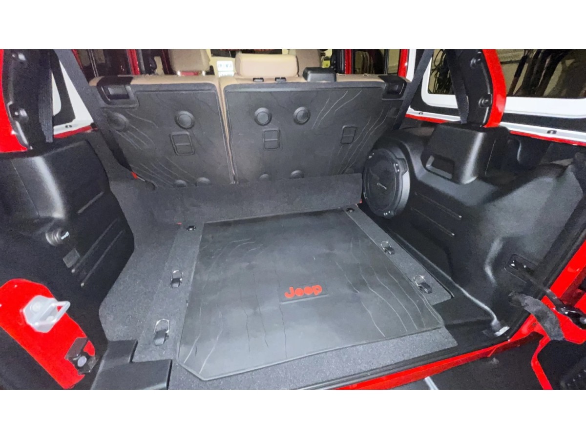 Genuine Mopar Cargo Tray Seat Back Protector Kit For 4XE PHEV 